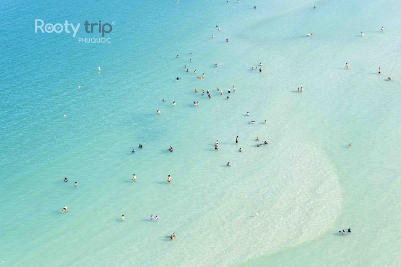 Swim and enjoy the clear water at Khem Beach