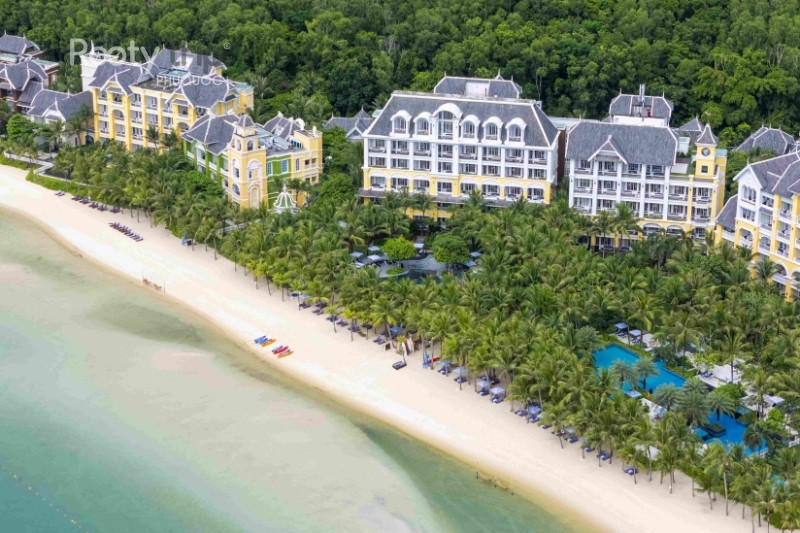 JW Marriott Phu Quoc Emerald Bay