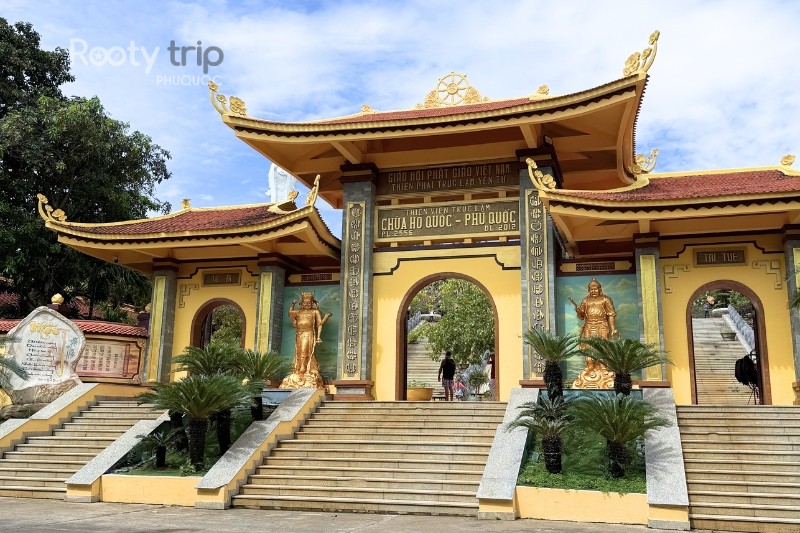 Ho Quoc Pagoda - The most peaceful spot near Sao Beach