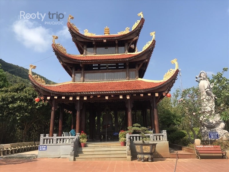 ho quoc pagoda phu quoc