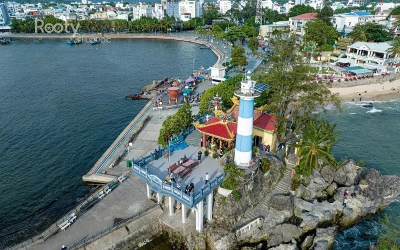 Dinh Cau Shrine