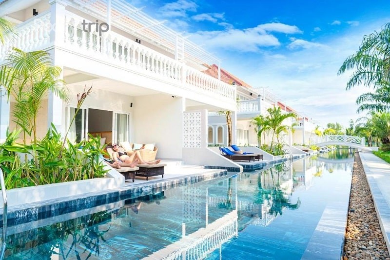Hotels near Sunset Sanato Beach Club