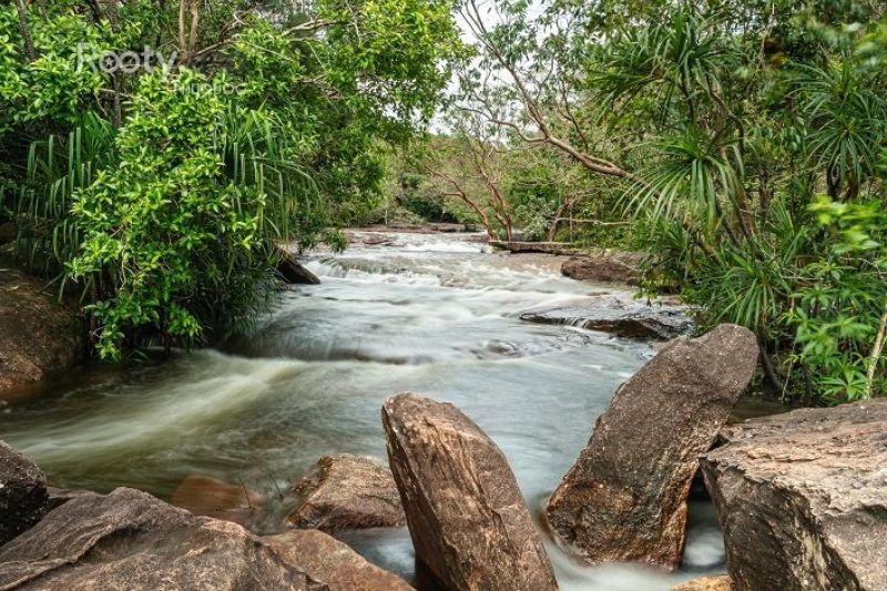 da ban waterfall in phu quoc