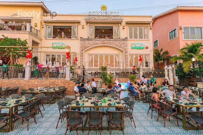 beach bars in Phu Quoc