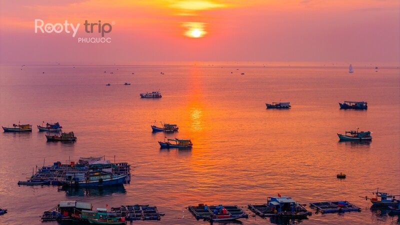 best time to see sunset phu quoc